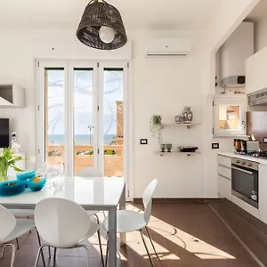 Beach Apartment , Lido di Ostia Italy